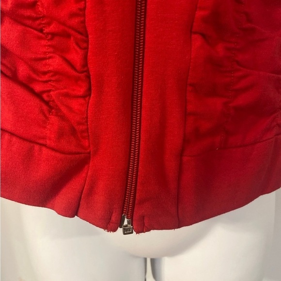 Vintage NYC Women Red Hooded Zipper Top NWT size L - Picture 4 of 10